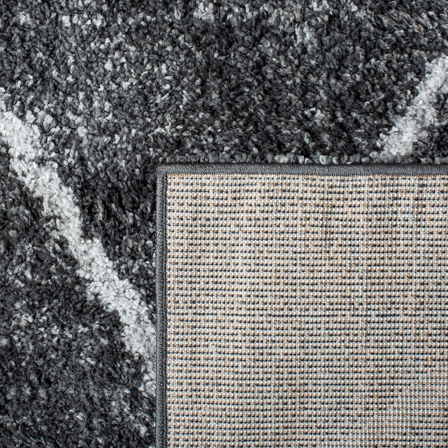 SAFAVIEH August Shag Collection Accent Rug - 4'5" x 6'5", Dark Grey & Ivory, Non-Shedding & Easy Care, 1.25-inch Thick Ideal for High Traffic Areas in Foyer, Living Room, Bedroom (AUG531G)